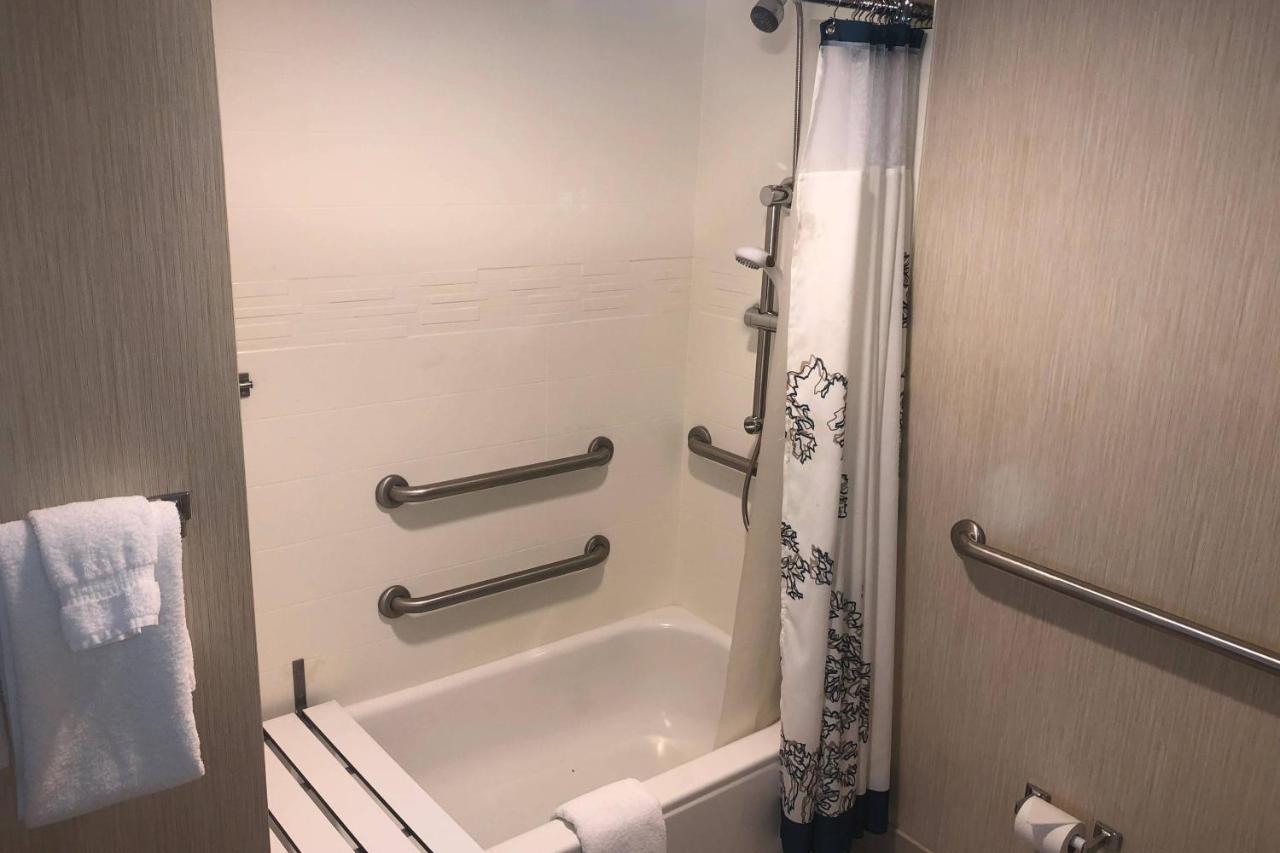 Residence Inn By Marriott Grand Rapids West Грандвил Екстериор снимка
