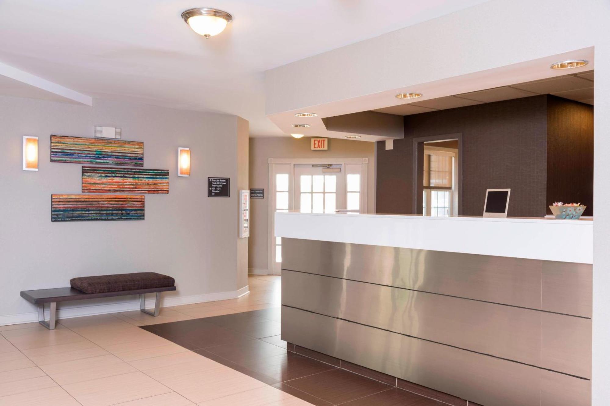 Residence Inn By Marriott Grand Rapids West Грандвил Екстериор снимка