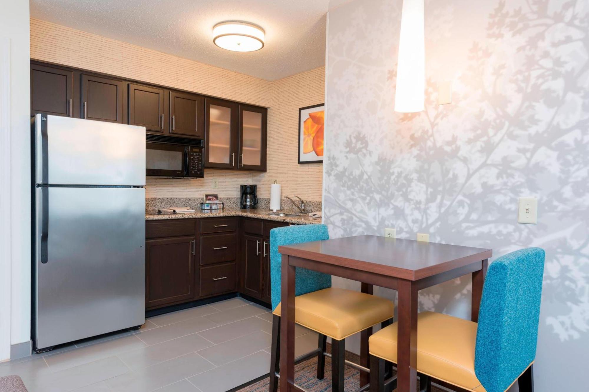 Residence Inn By Marriott Grand Rapids West Грандвил Екстериор снимка
